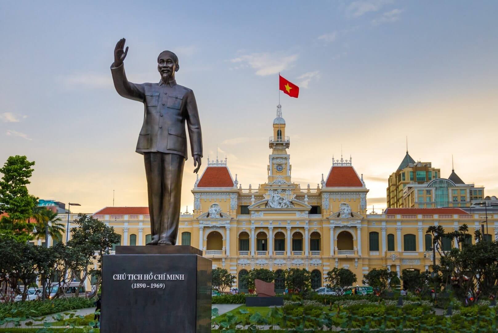 Ho Chi Minh Statue Flag full