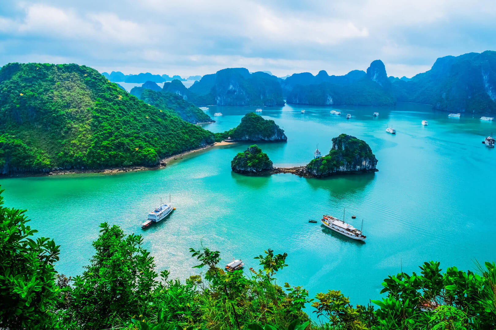Ha Long Bay - In Country Tours